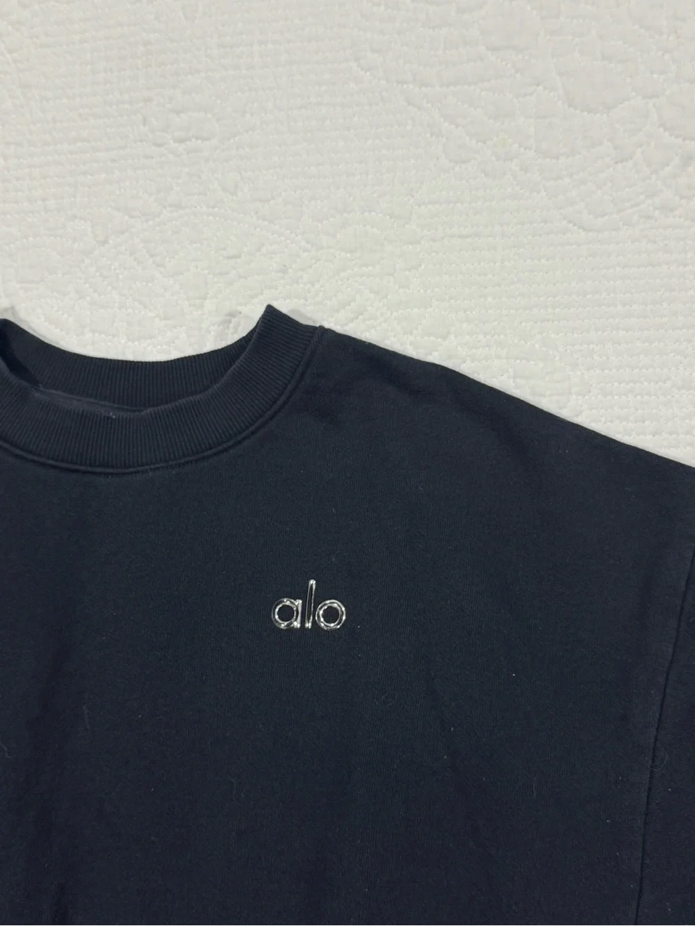ALO Cropped Accolade Crewneck